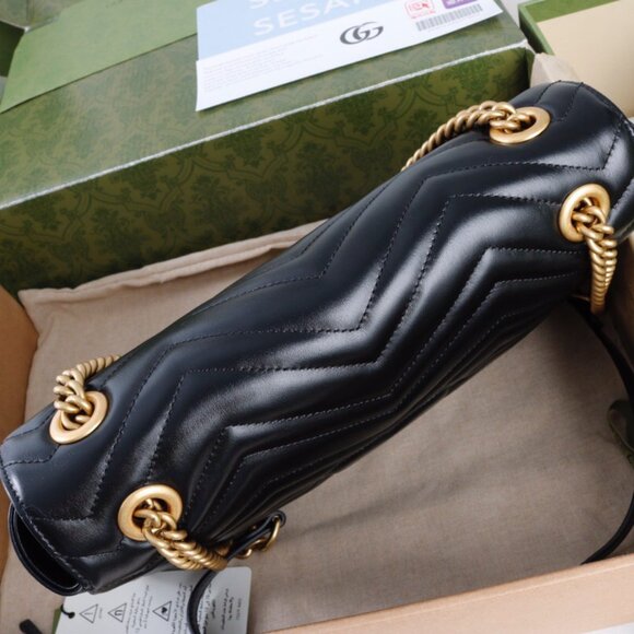 "GUCCI Marmont Crossbody Shoulder Bag   " - Picture 7 of 9